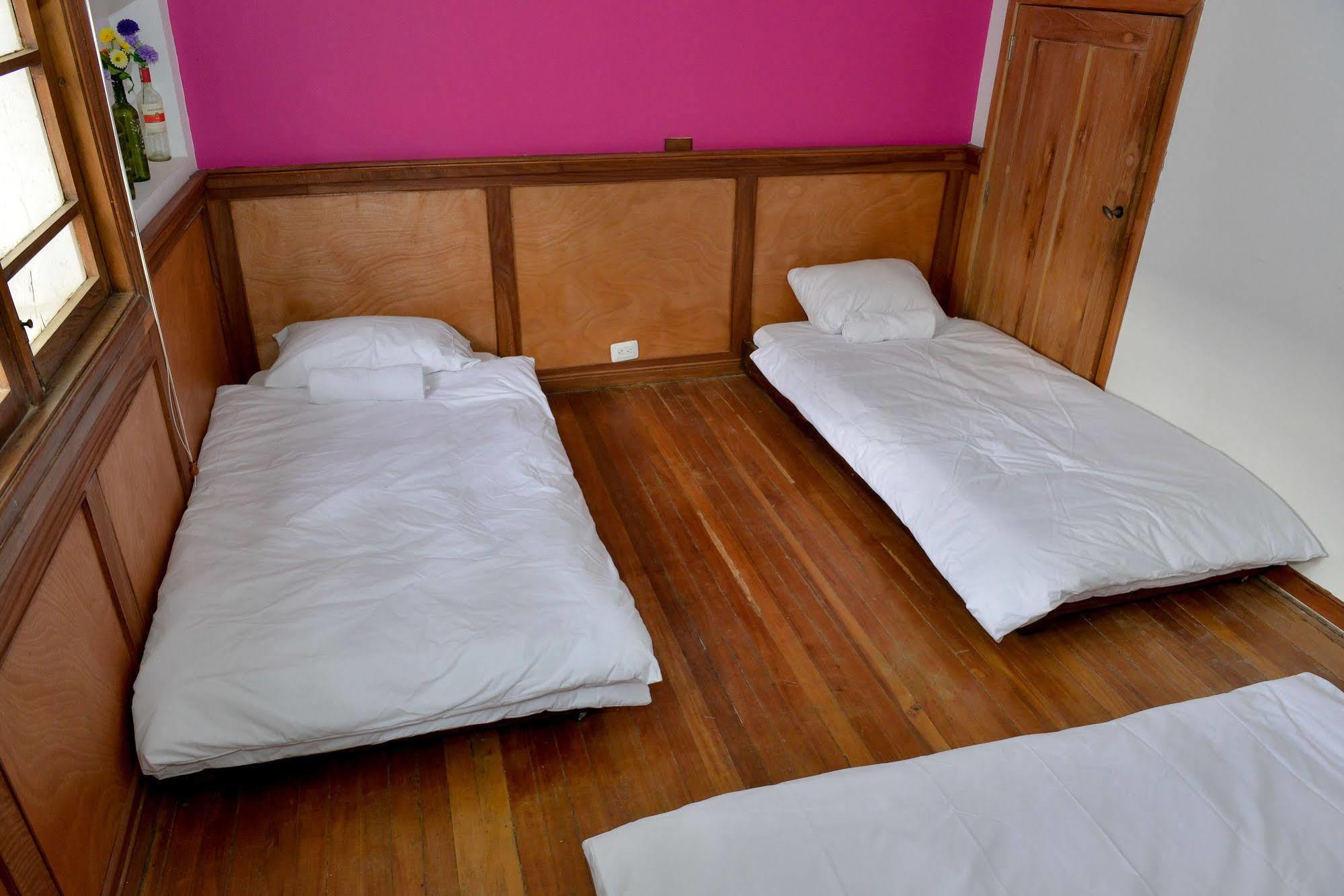 Mi Llave Hostels Bogotá Exteriör bild