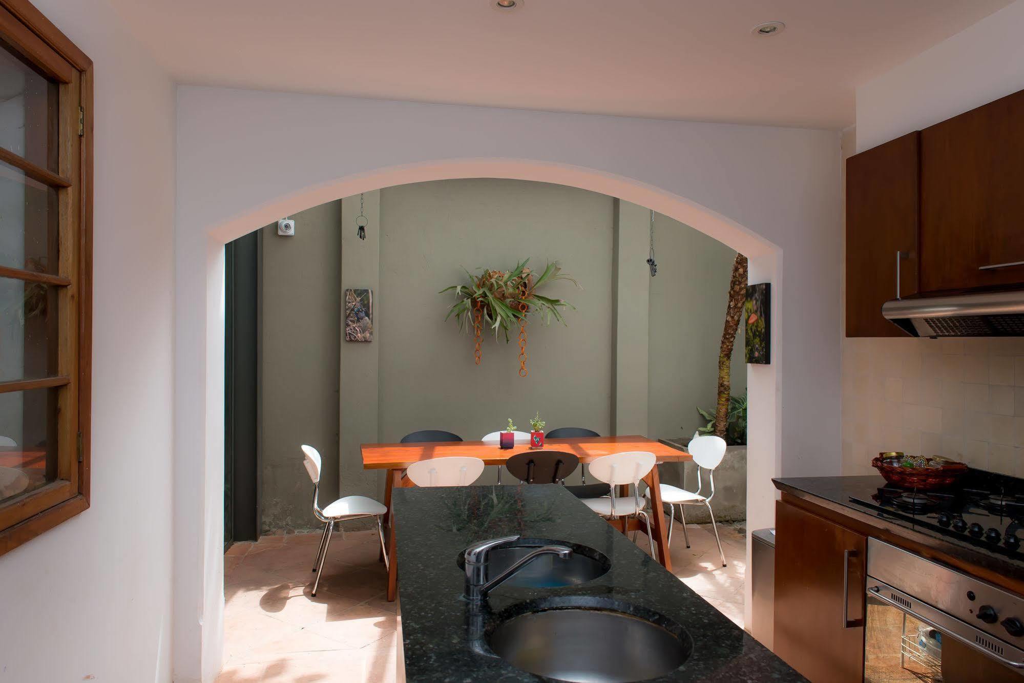 Mi Llave Hostels Bogotá Exteriör bild
